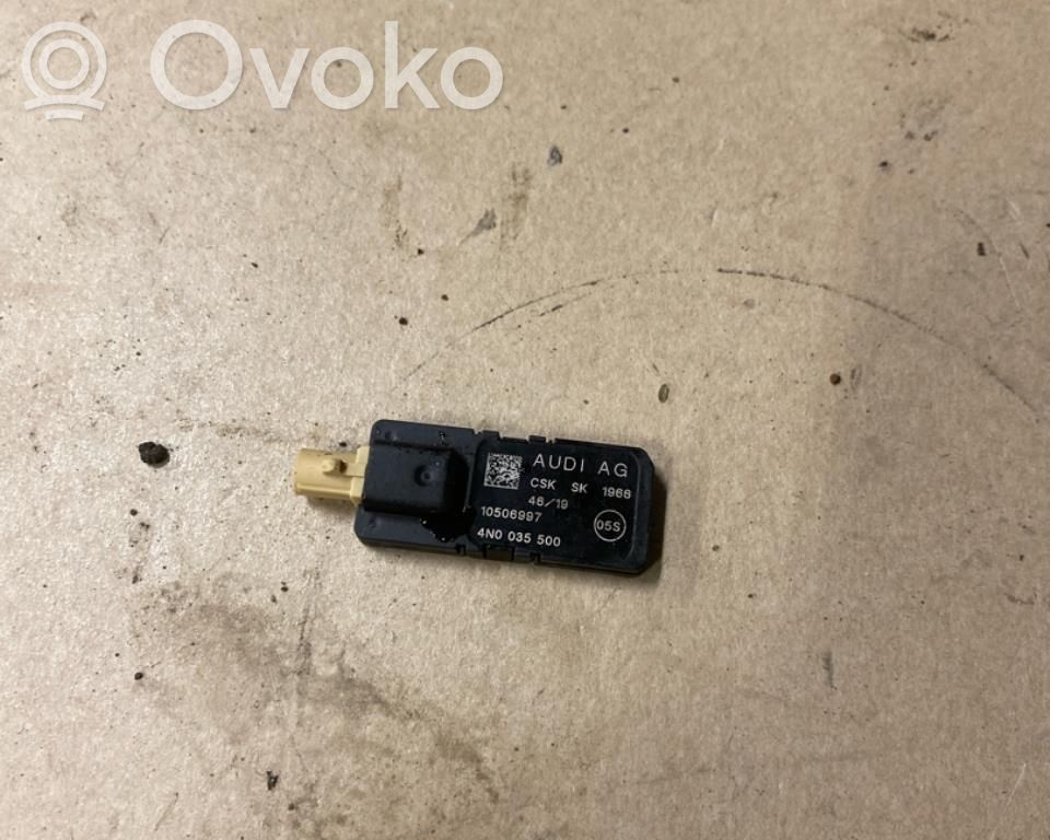 GPS-pystyantenni   4N0035500,4N0035500