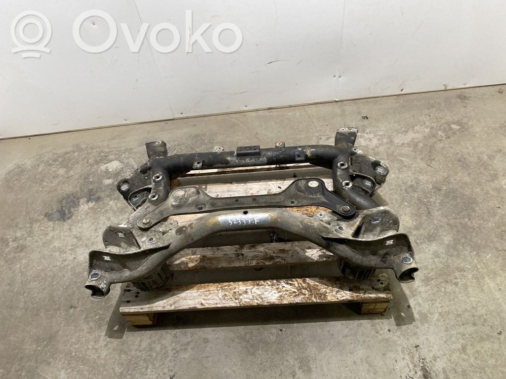 Mercedes-Benz C W204 Sottotelaio anteriore