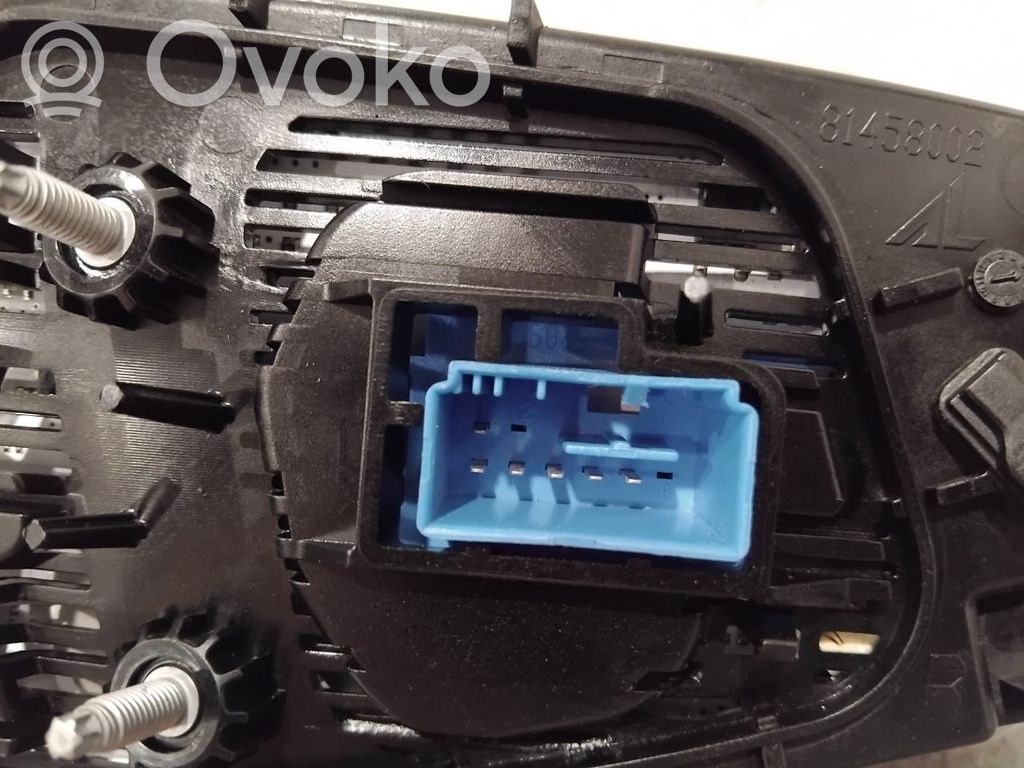 Volkswagen PASSAT B8 Lampă spate în caroserie