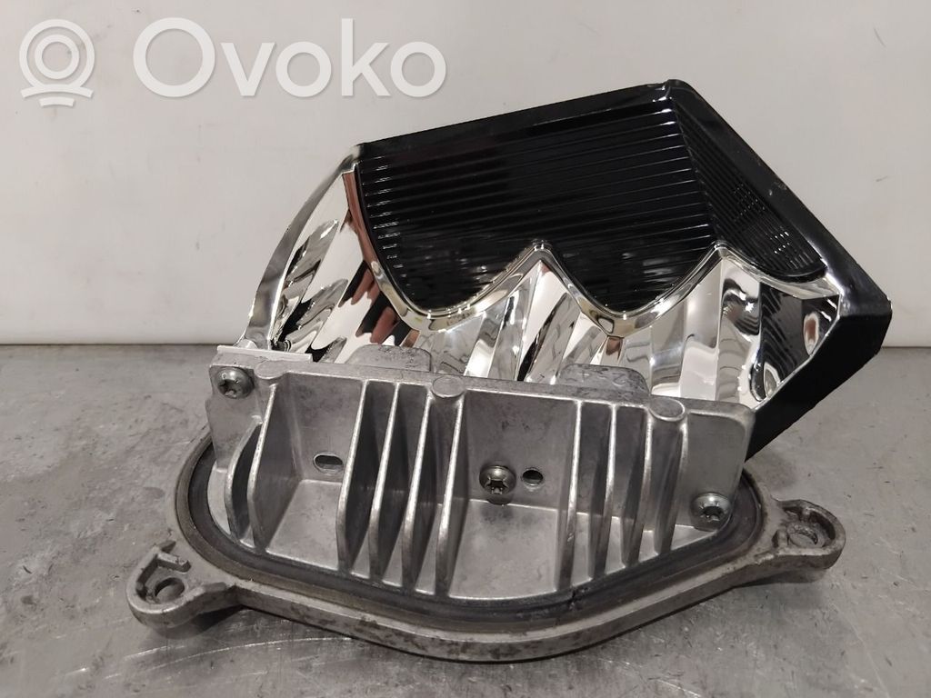 Volkswagen PASSAT B8 Unité de commande / module Xénon 