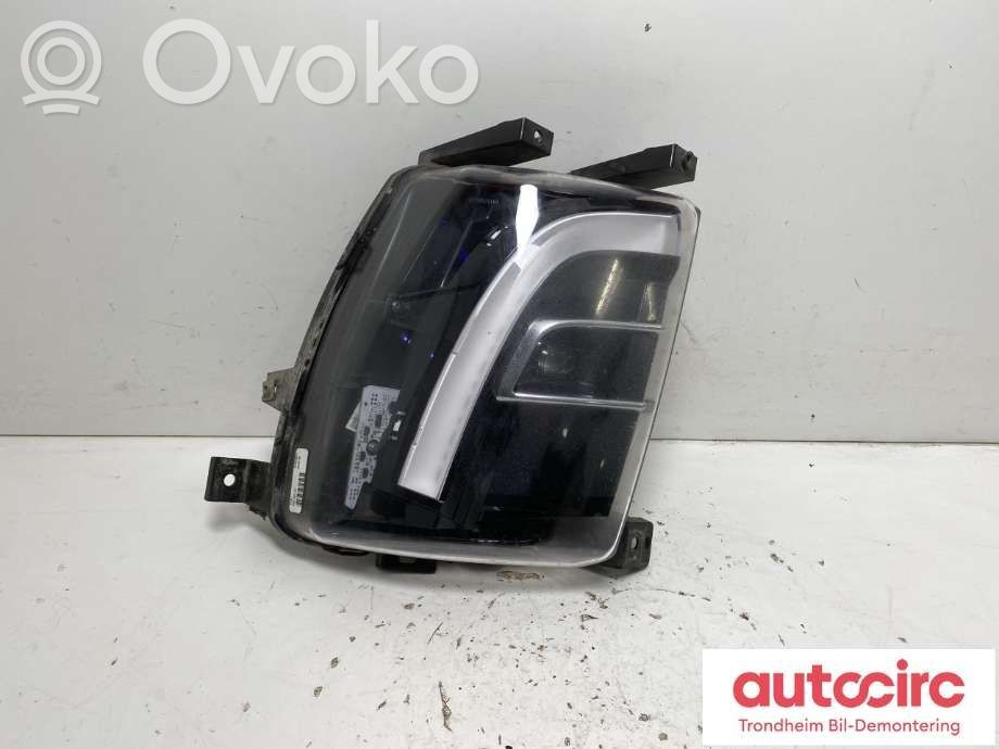Tesla Model X Etusumuvalo 