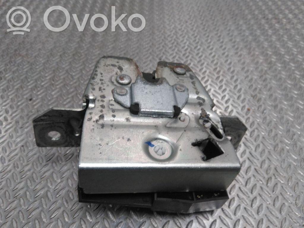 Mercedes-Benz A W176 Blocco chiusura del portellone 