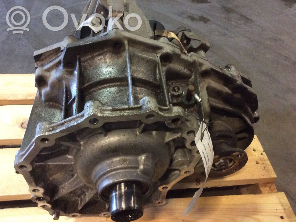 Nissan Navara D40 Skrzynia rozdzielcza / Reduktor 