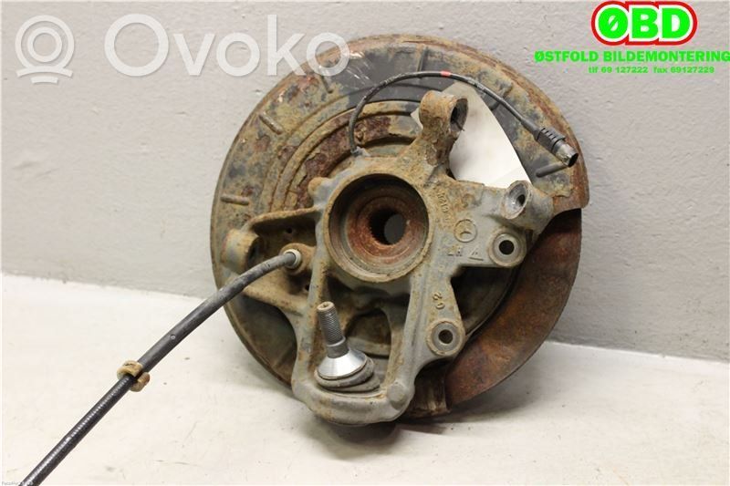 Mercedes-Benz R W251 Achsschenkel hinten