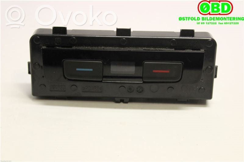 Volkswagen PASSAT B8 Console centrale, commande chauffage/clim 