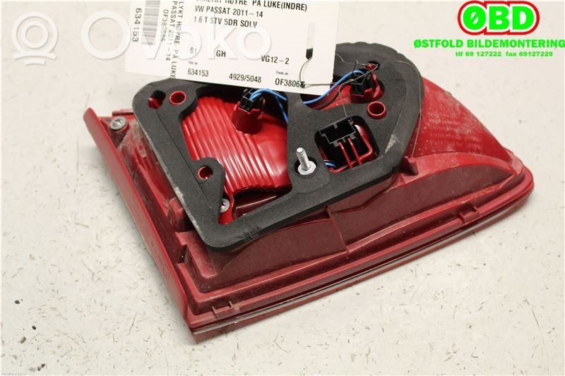 Volkswagen PASSAT B7 Lampa tylna 
