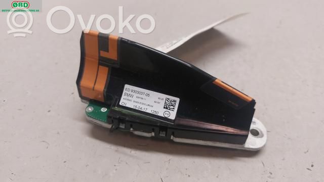 BMW 5 G30 G31 G38 Antenna GPS 