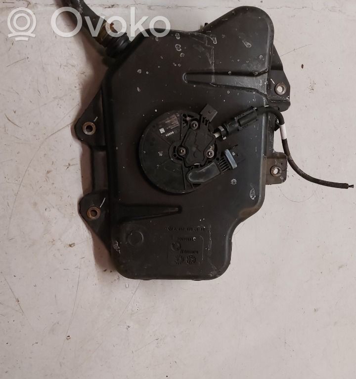 Mercedes-Benz Vito Viano W447 Serbatoio vaschetta liquido AdBlue