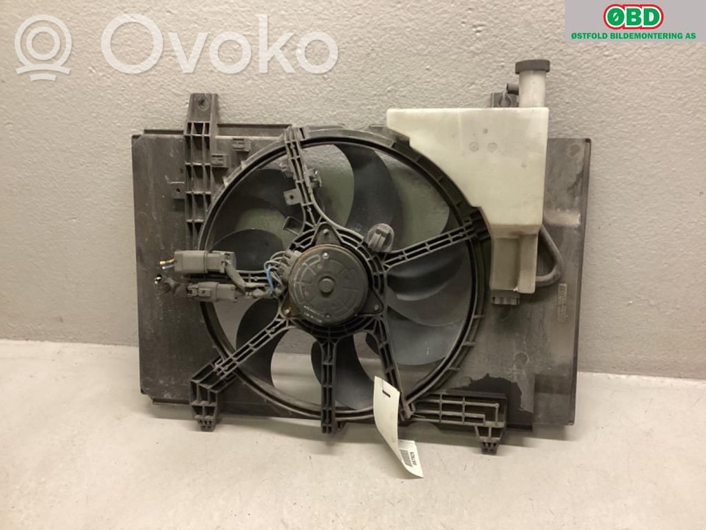 Nissan Juke I F15 Convogliatore ventilatore raffreddamento del radiatore