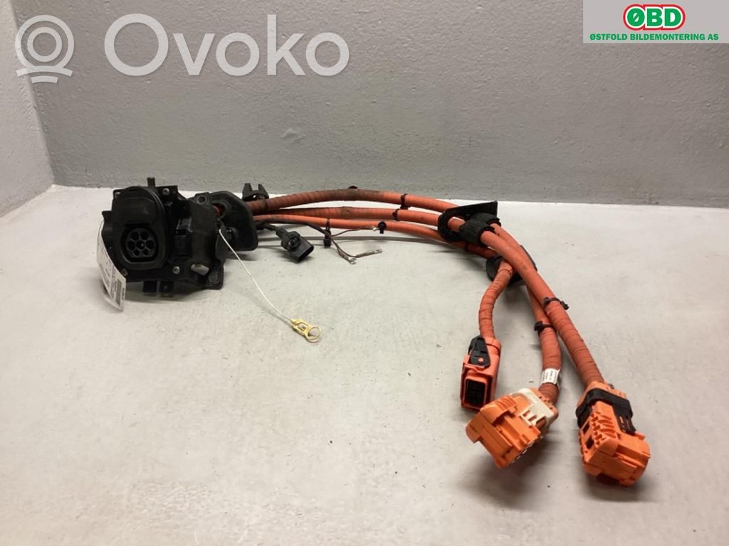 Audi e-tron High voltage cable 