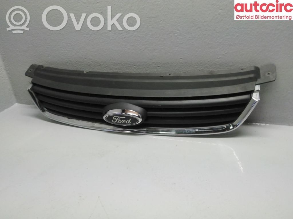Ford Kuga I Front grill 