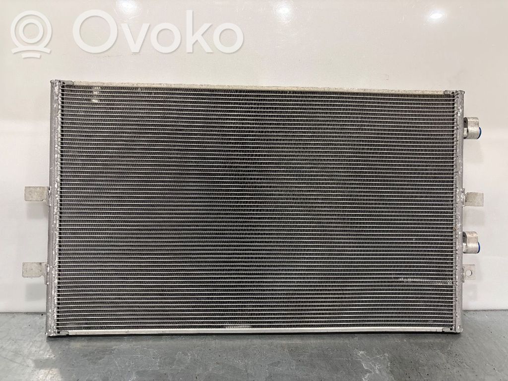 Renault Megane IV Coolant radiator 