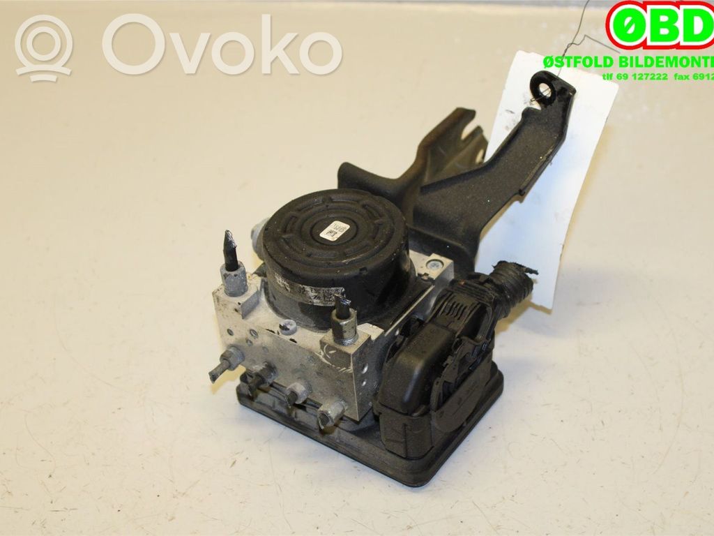 Nissan Note (E12) ABS Pump 