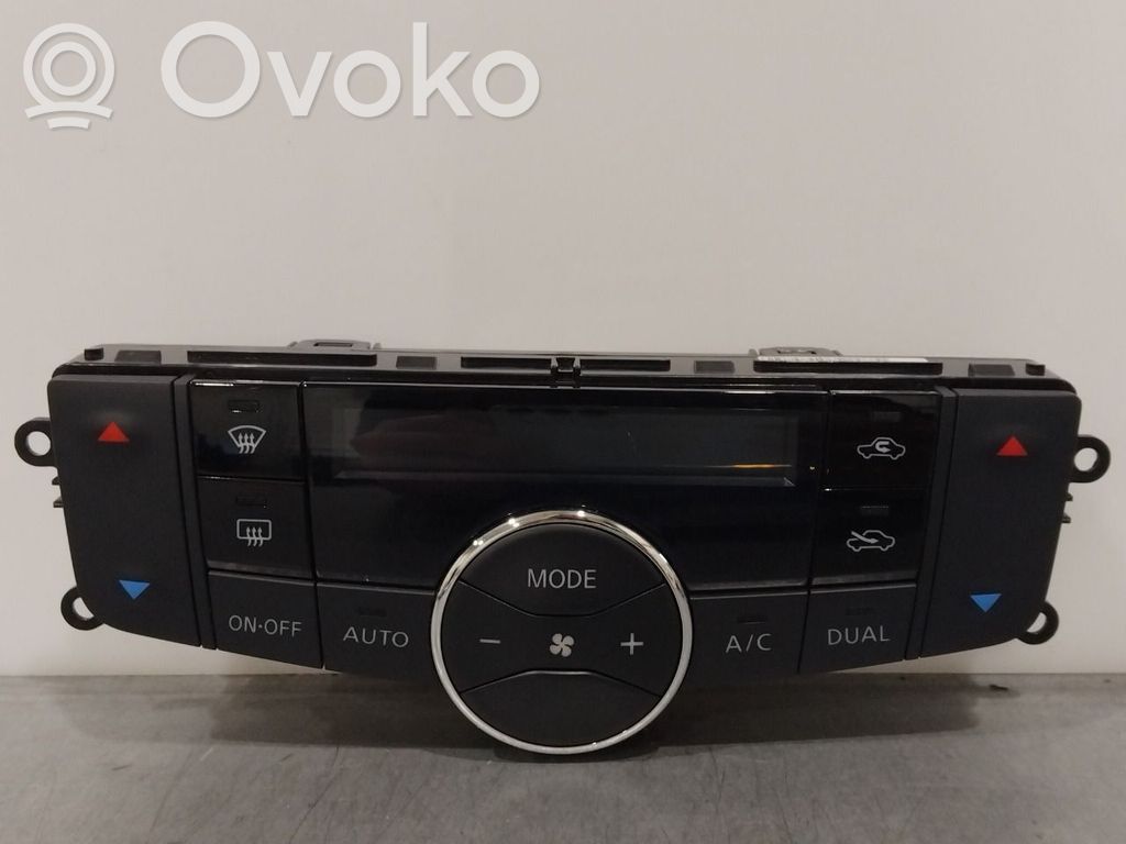 Nissan Pulsar Console centrale, commande chauffage/clim