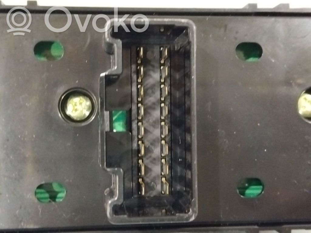 KIA Ceed Interruptor del elevalunas eléctrico
