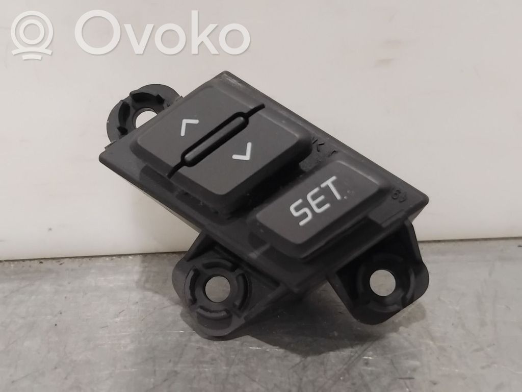 KIA Ceed Autres commutateurs / boutons / leviers 