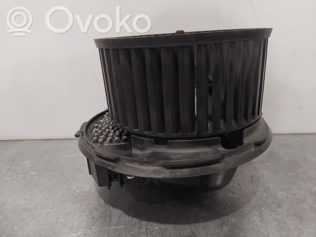 Volkswagen Jetta VI Ventilator aerotermă 