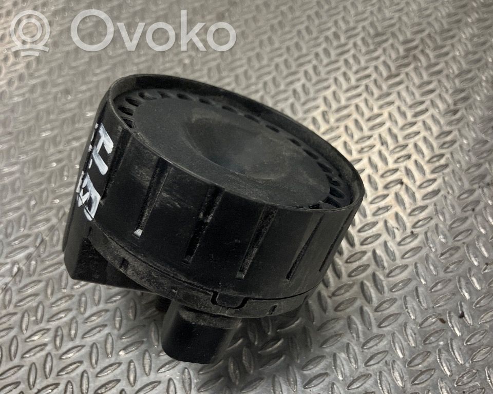 BMW 2 F22 F23 Comutator alarmă 
