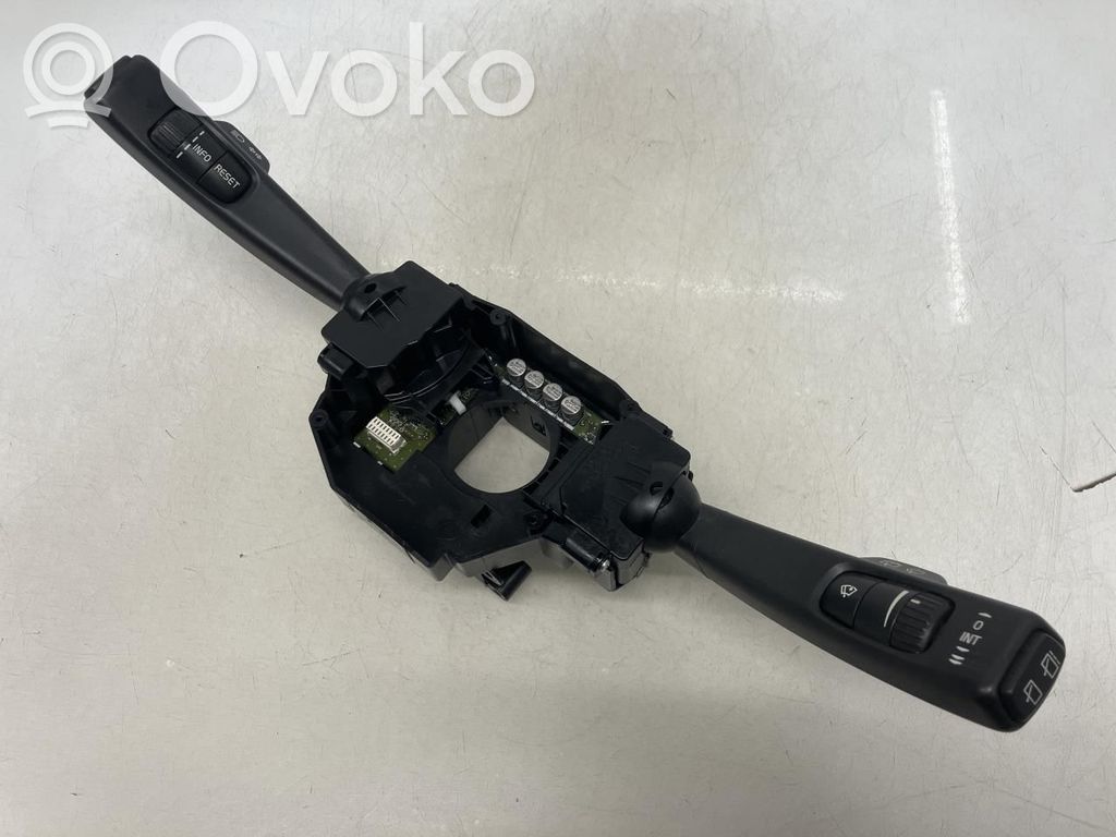 Multifunctional control switch/knob   31264801,8637377,30798630,30798630,31264801,8637377