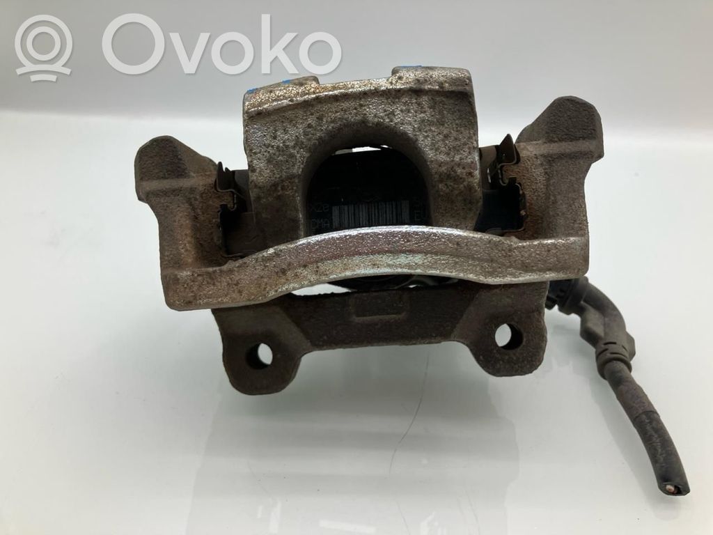 Hyundai Kona II Tylny zacisk hamulcowy 