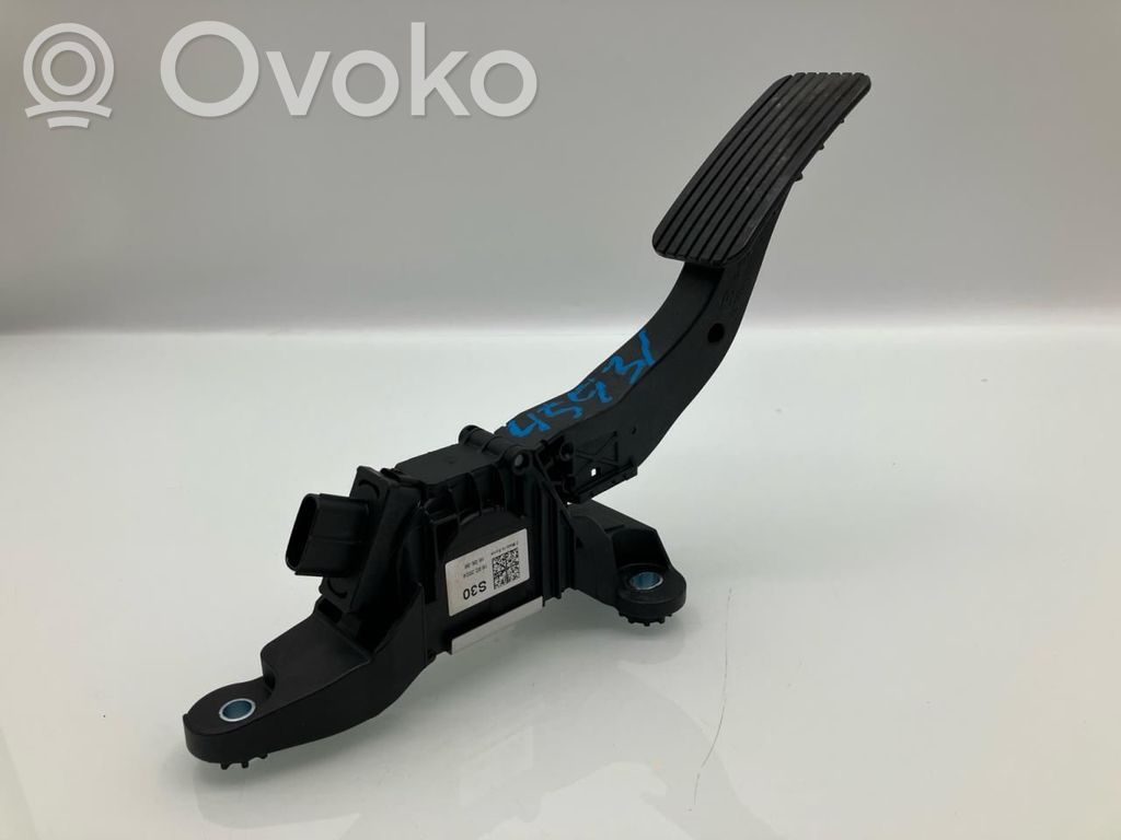 Hyundai Kona II Gaspedal 