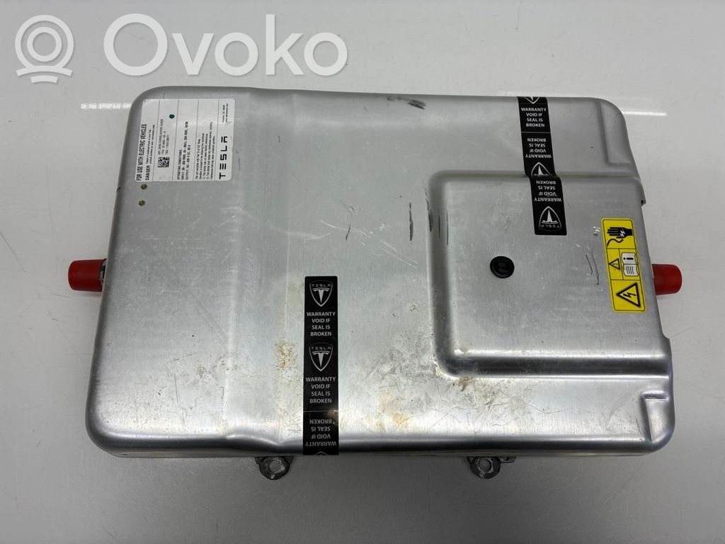Tesla Model S Cargador de batería (opcional) 