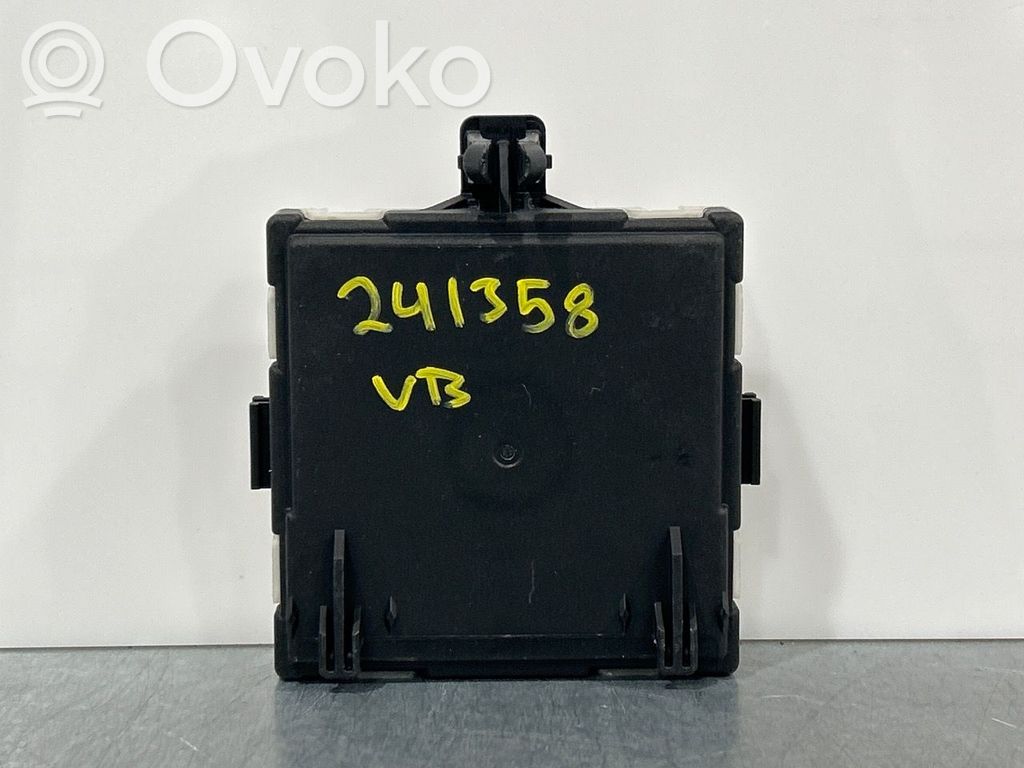 Mercedes-Benz EQC Unitate/modul comandă uși