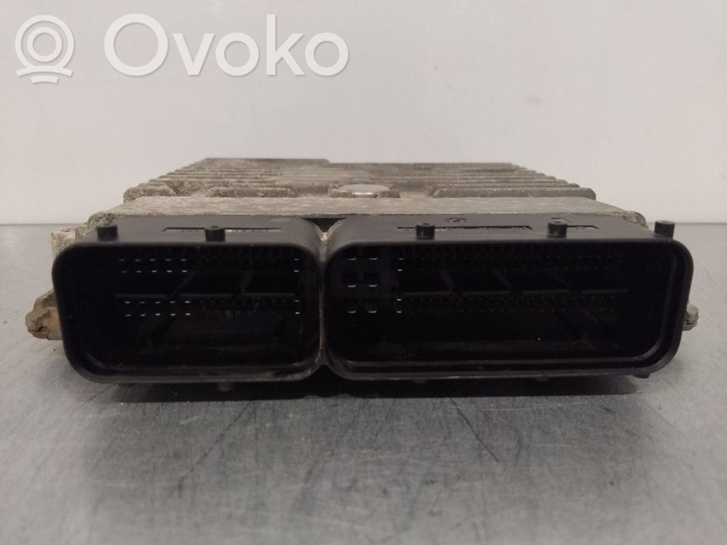 Volkswagen Golf VI Unité de commande, module ECU de moteur 