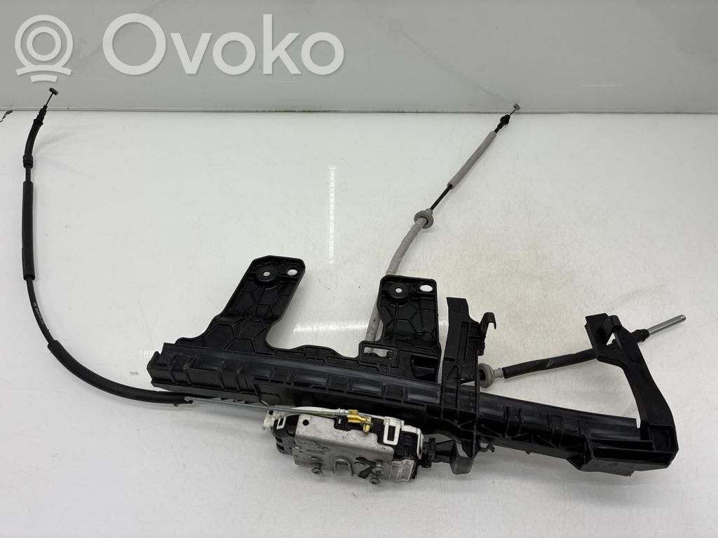 Dodge RAM Priekšpusē slēdzene 