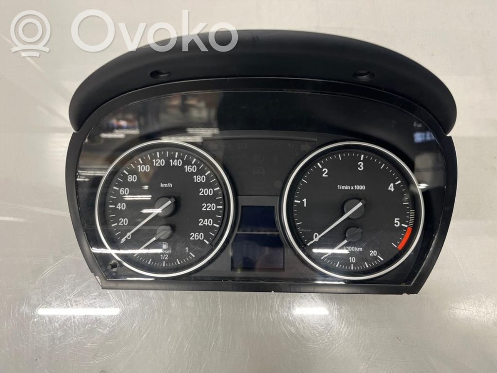 BMW X1 E84 Spidometras (prietaisų skydelis) 