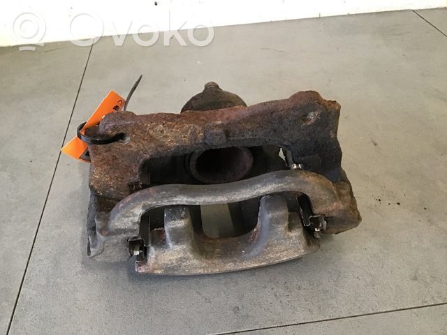 Toyota Avensis T270 Pinza del freno anteriore
