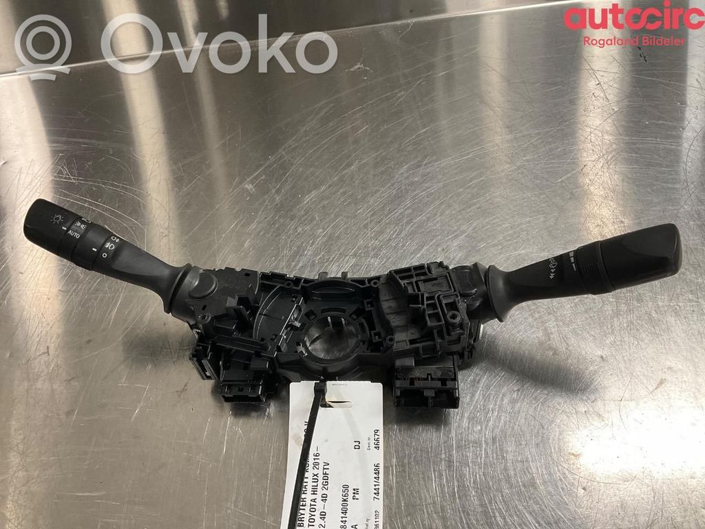 Toyota Hilux (AN120, AN130) Interruptor de control multifunción 
