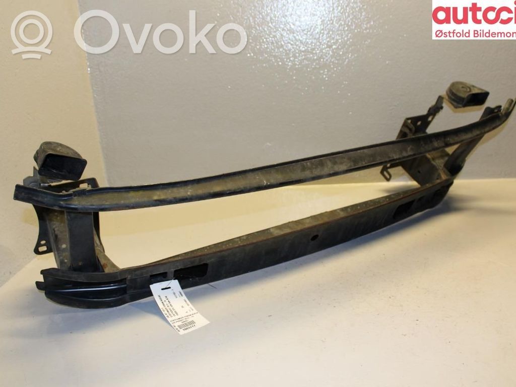 Volkswagen PASSAT B8 Traversa di supporto paraurti anteriore