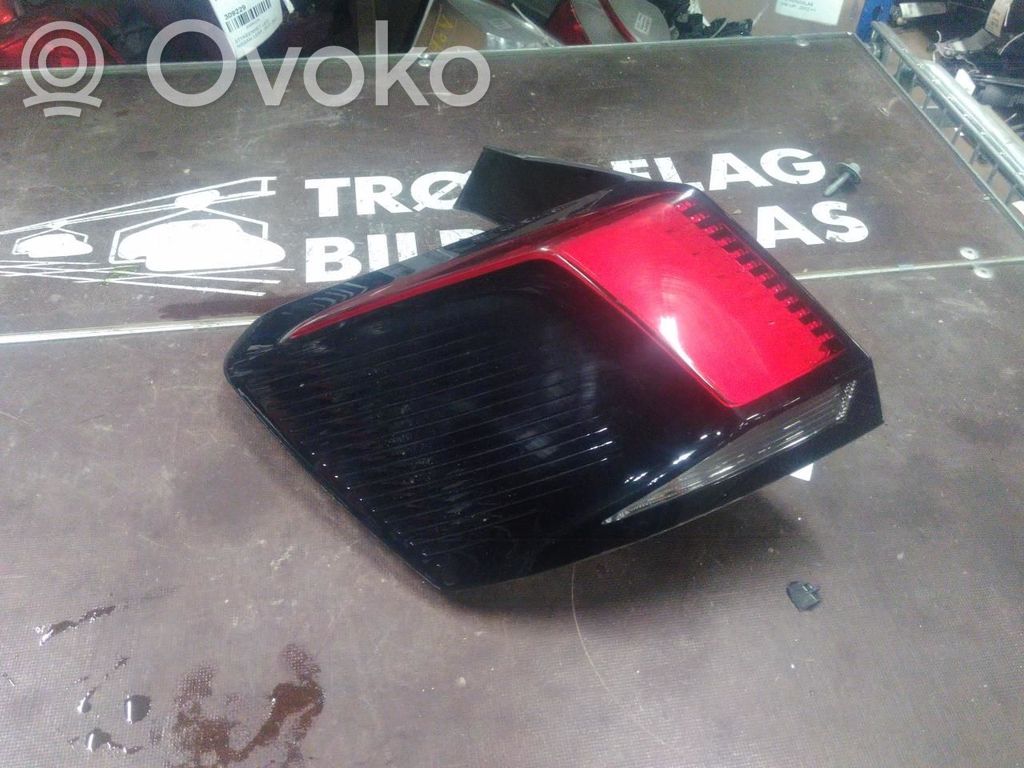 Peugeot 3008 II Luci posteriori