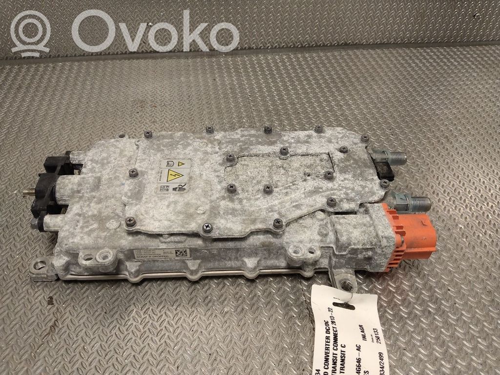 Ford Transit -  Tourneo Connect Inverteris (įtampos keitiklis) 
