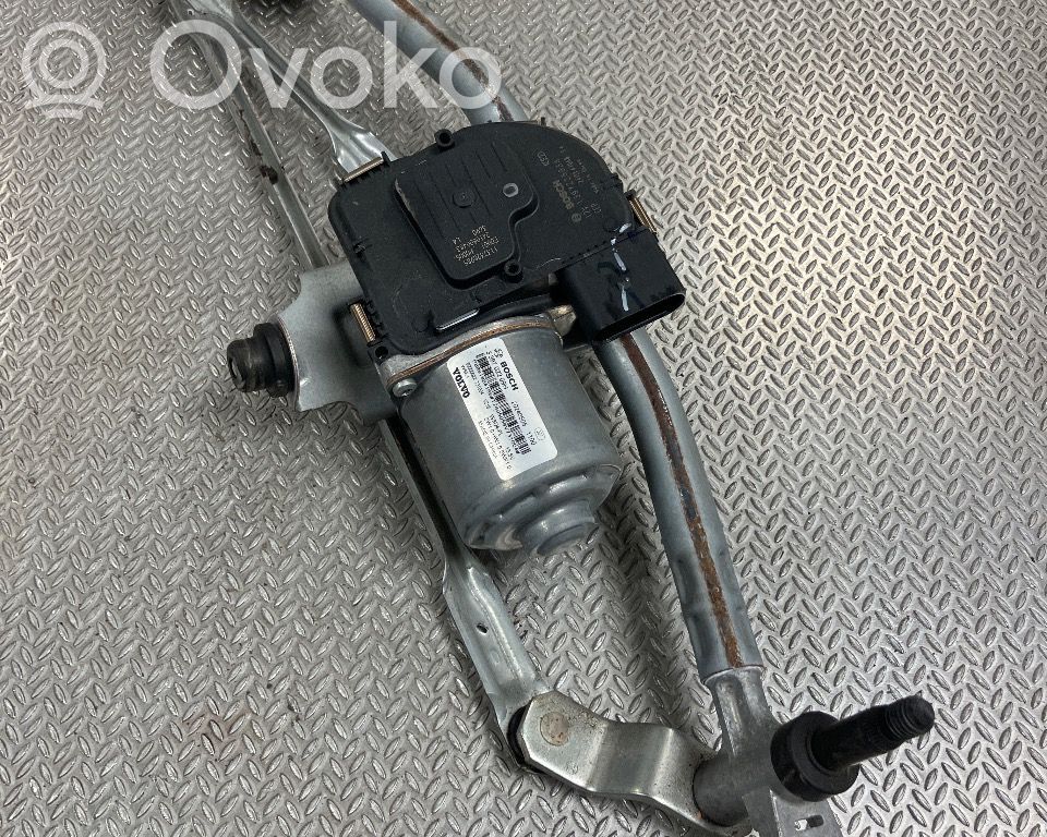 Volvo EX30 Front wiper linkage 