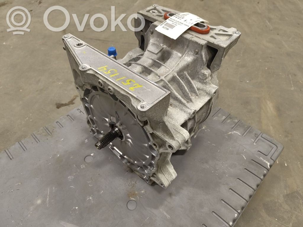 Nissan Leaf II (ZE1) Silnik elektryczny samochodu 