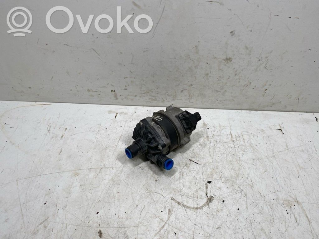 Volvo V60 Vesipumppu 