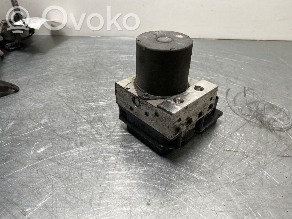 BMW 5 E60 E61 ABS bloks 
