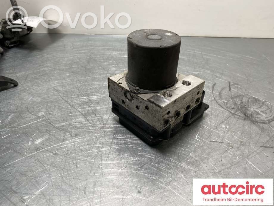 BMW 5 E60 E61 ABS bloks 