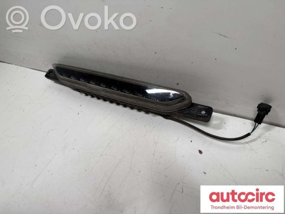 BYD Tang II Takapuskurin valo 