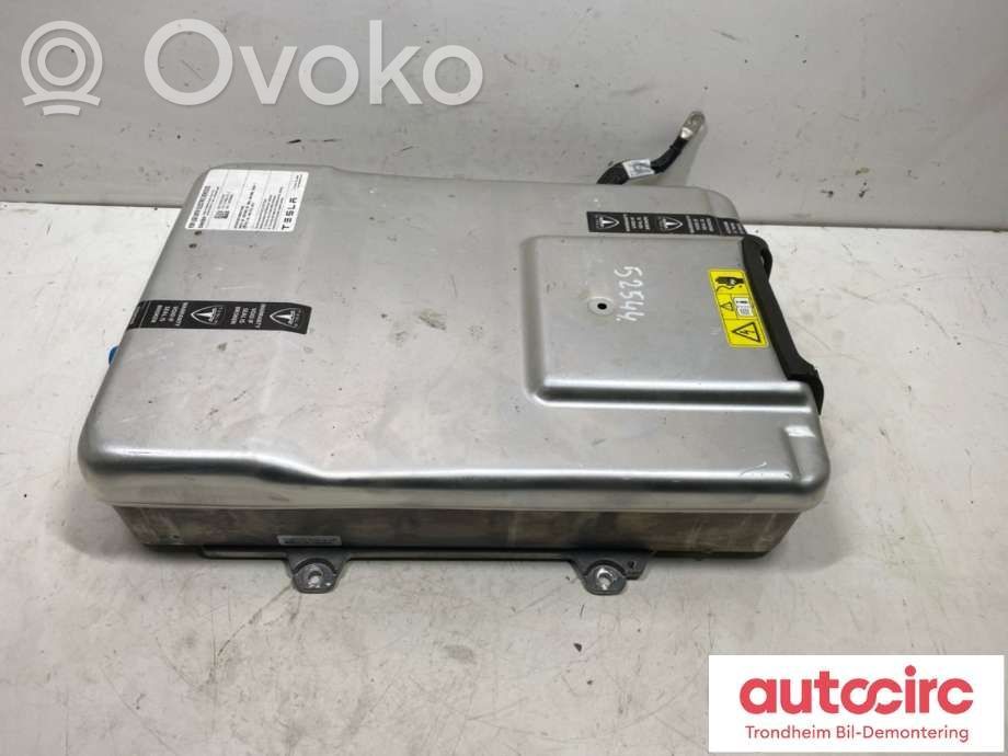 Tesla Model S Pakrovėjas akumuliatorius (papildomas) 