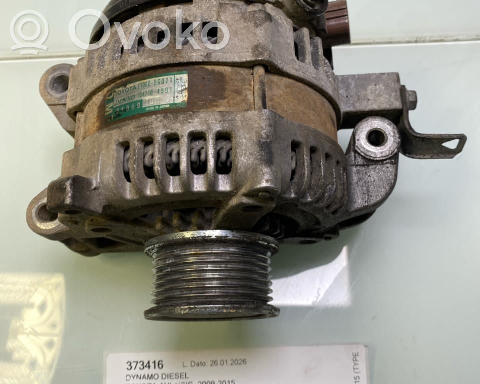 Toyota Avensis T270 Генератор 