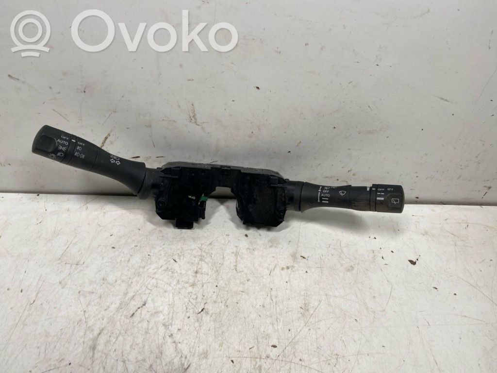 Nissan Juke I F15 Interrupteur / bouton multifonctionnel 