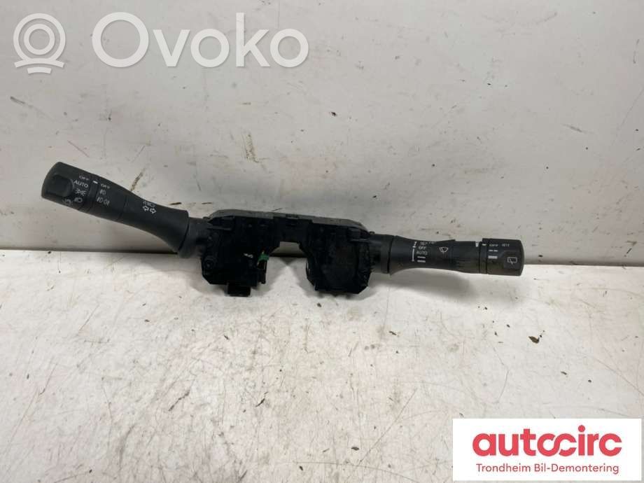 Nissan Juke I F15 Interrupteur / bouton multifonctionnel 
