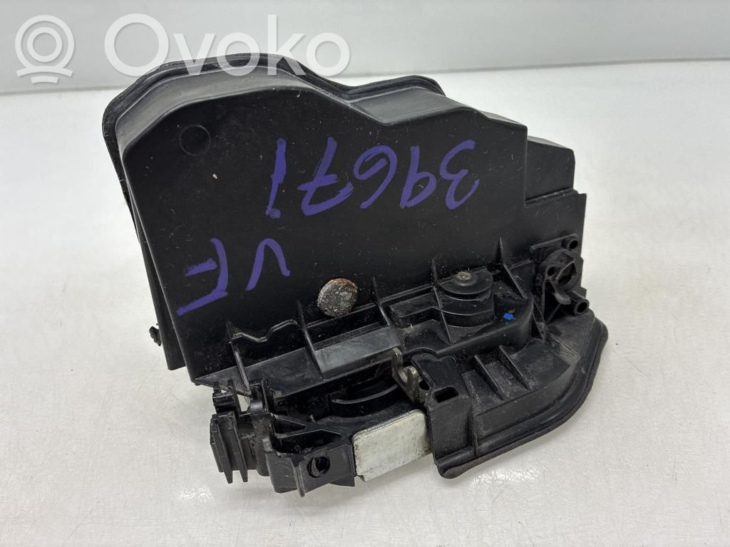 BMW 5 F10 F11 Front door lock 