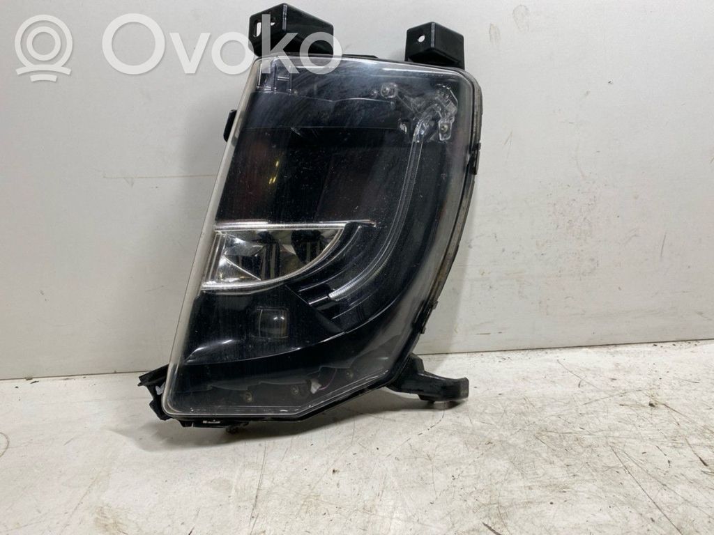 Tesla Model S Etusumuvalo 