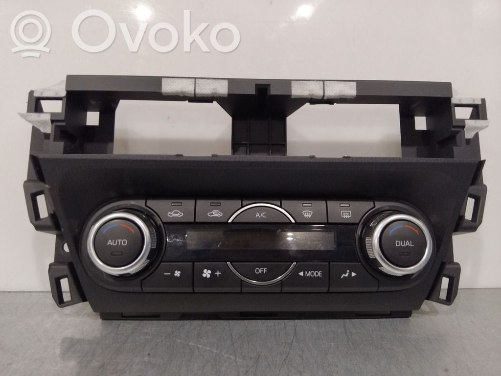 Mazda 3 III Climate control/heater control trim 