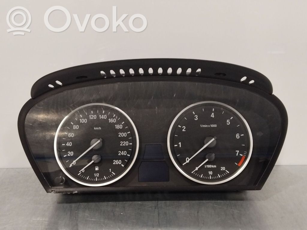 BMW 5 E60 E61 Nopeusmittari (mittaristo) 