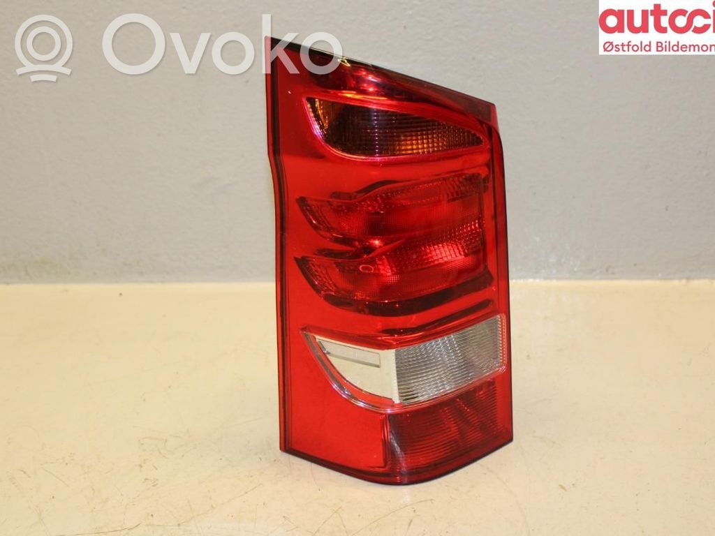 Mercedes-Benz Vito Viano W447 Lampă spate în caroserie